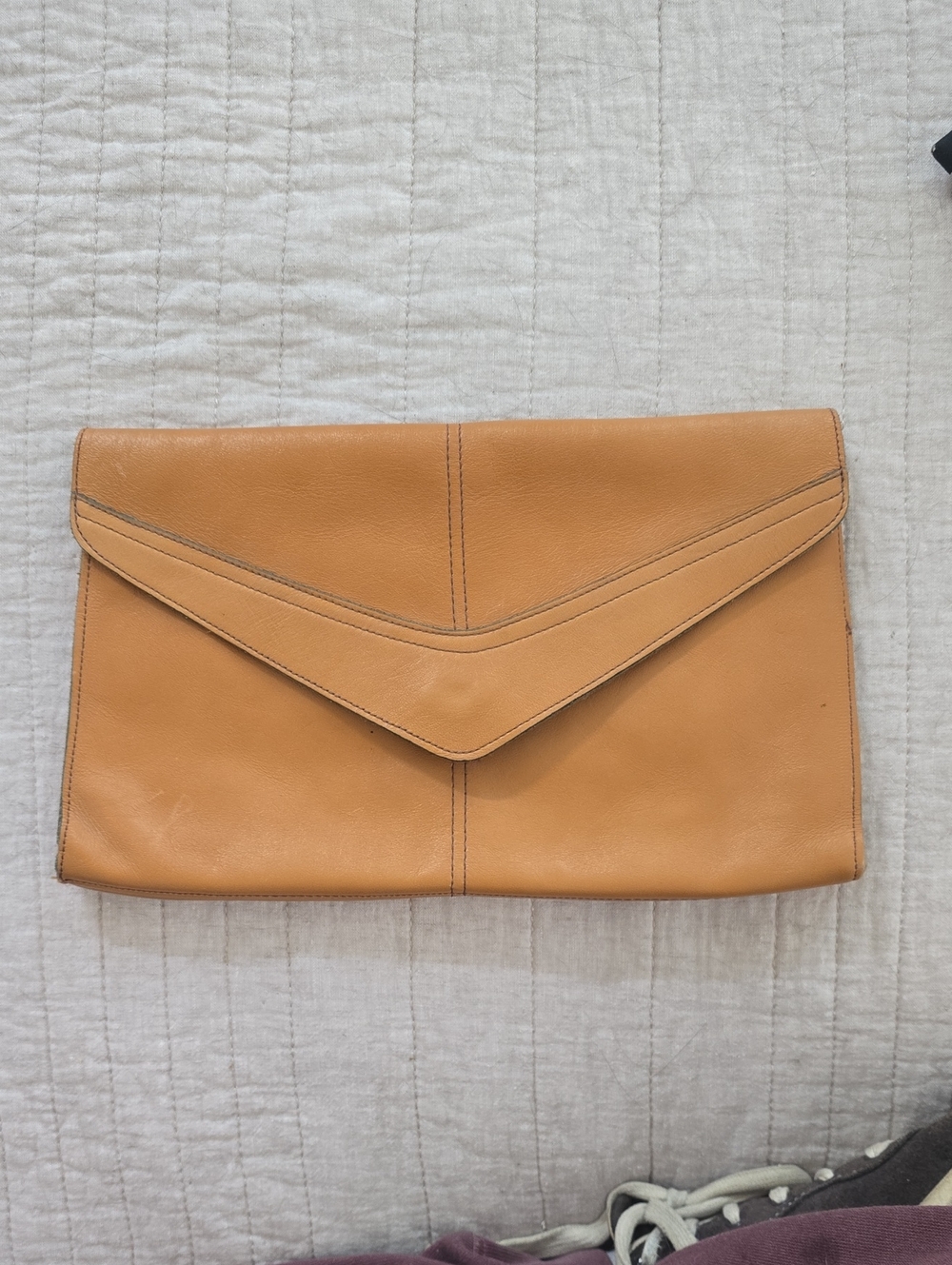 Vintage Leather Envelope Clutch in Camel Retro 70's Look